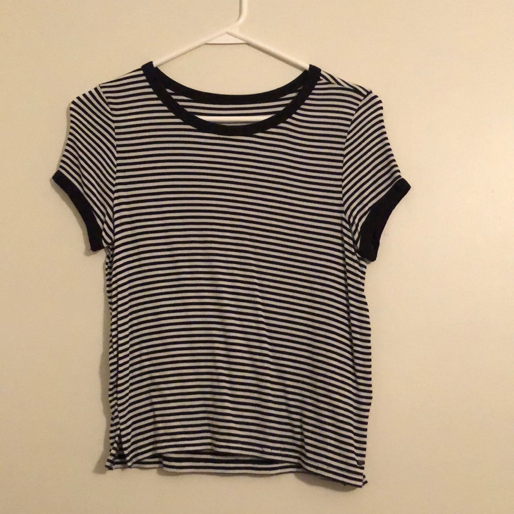 AE Crop Tee